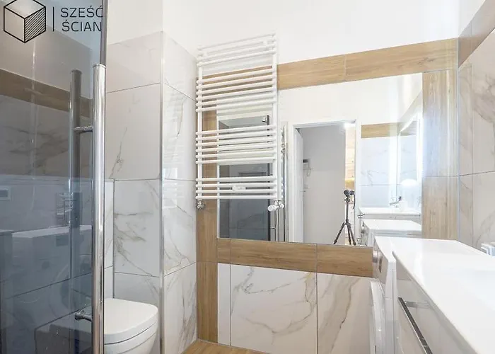 With Terrace, Next To The Train Station And Old Town *